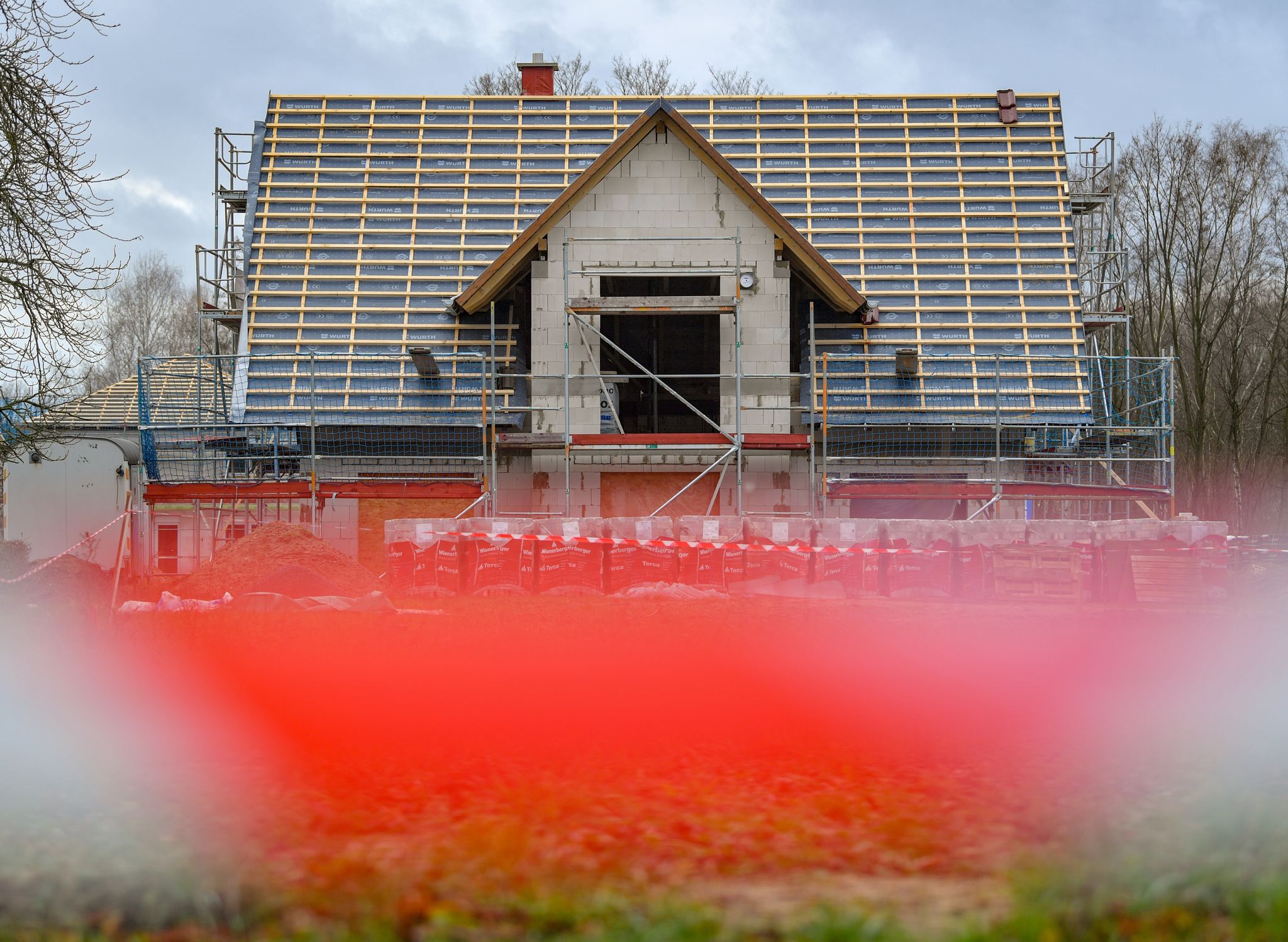Vor Vertragsschluss: Baubeschreibung genau prüfen